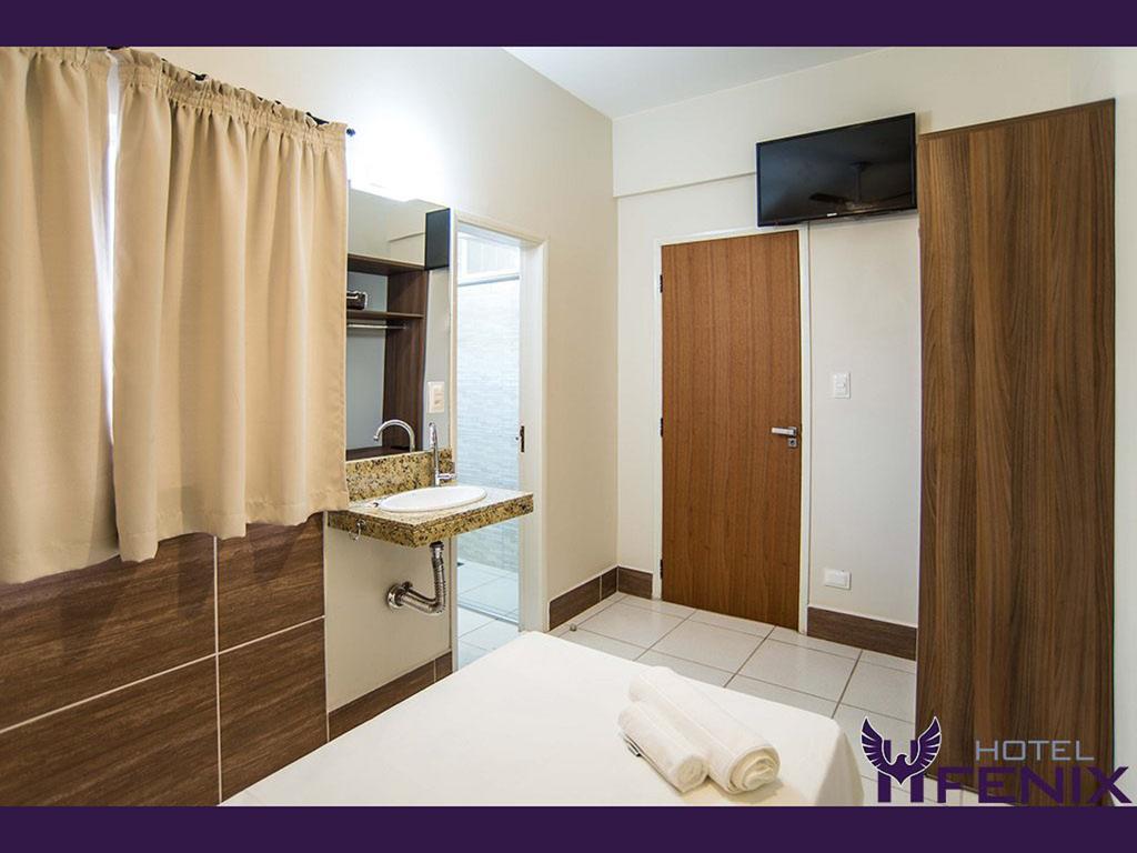 Hotel Fenix Assis Room photo
